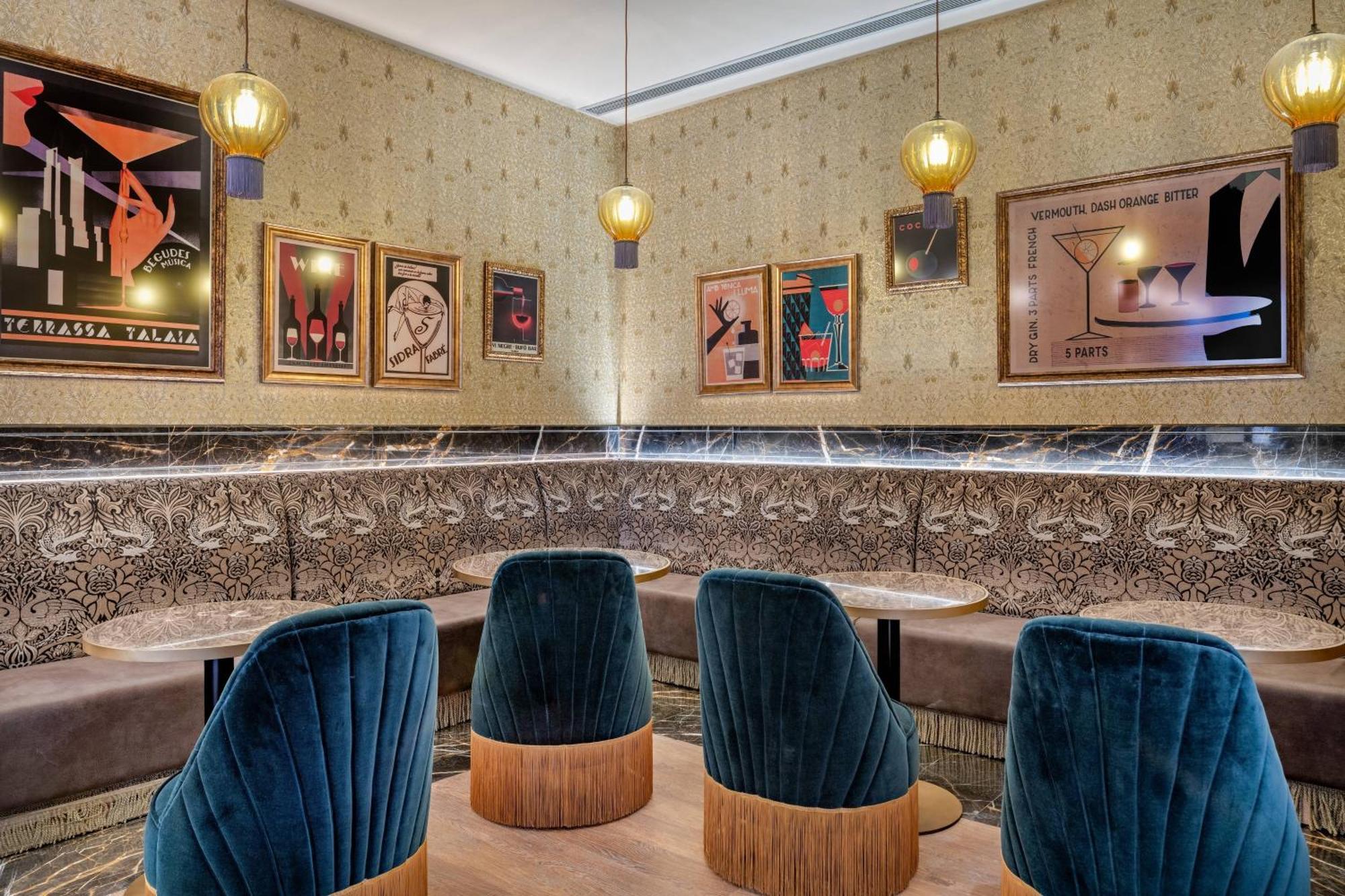 Palacio Santa Clara, Autograph Collection 4* Valence